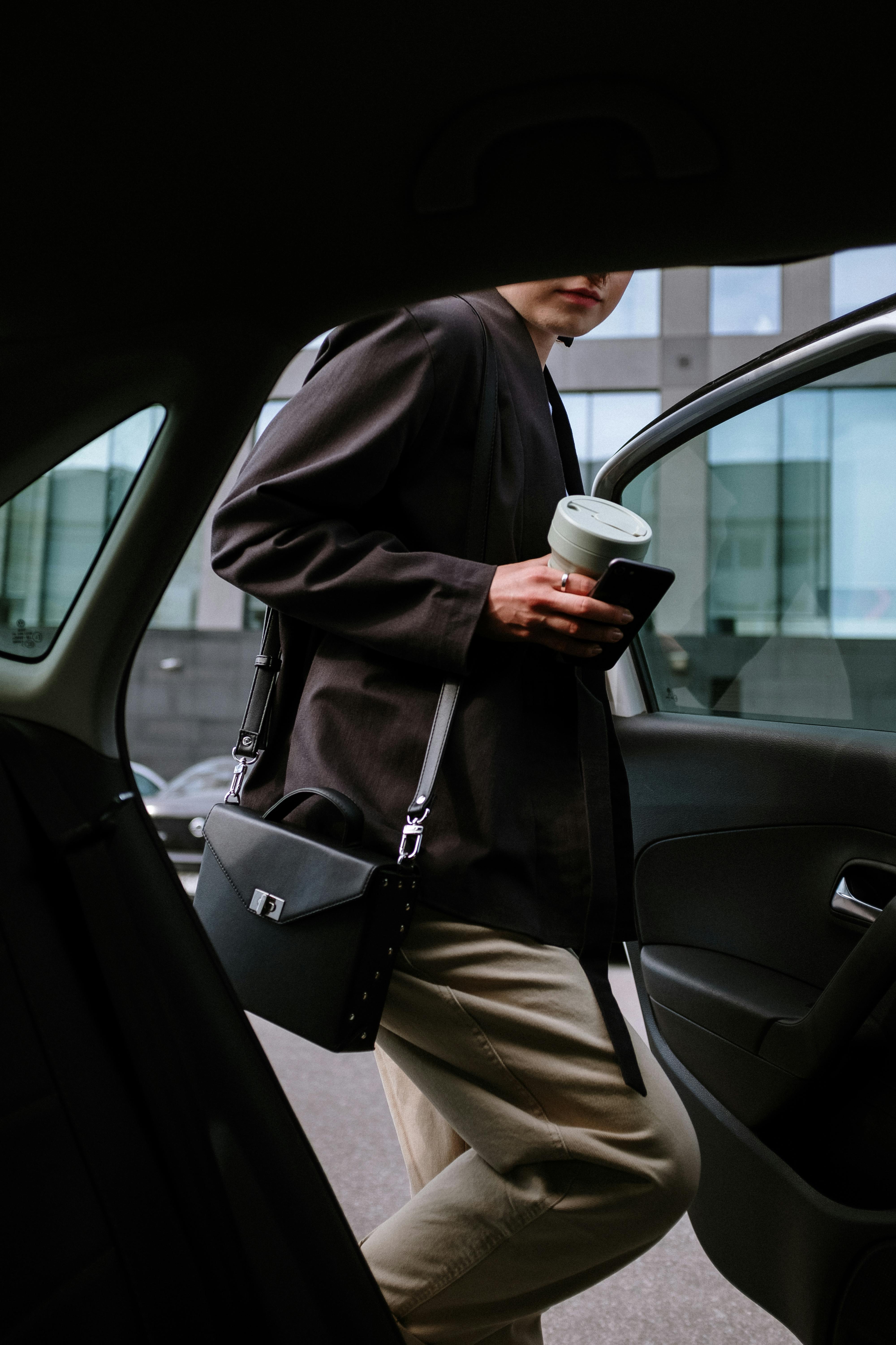 Airport taxi pickup